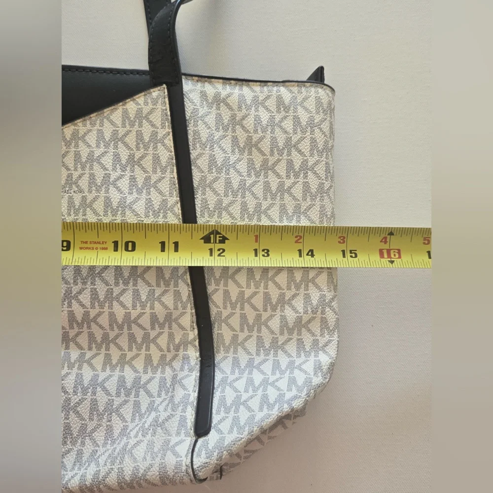 Michael Kors Jet Set MK Signature Vanilla Tote Bag Black Trim Shoulder Bag - Picture 7 of 15